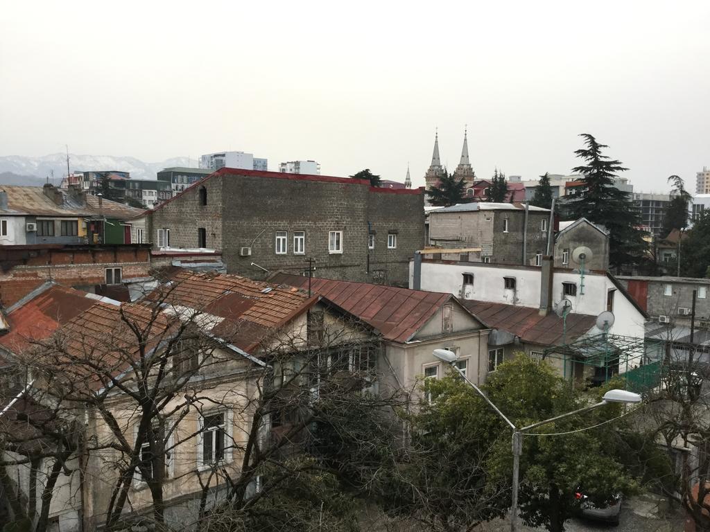 Nina'S Apartment On Gorgasali Batum Dış mekan fotoğraf